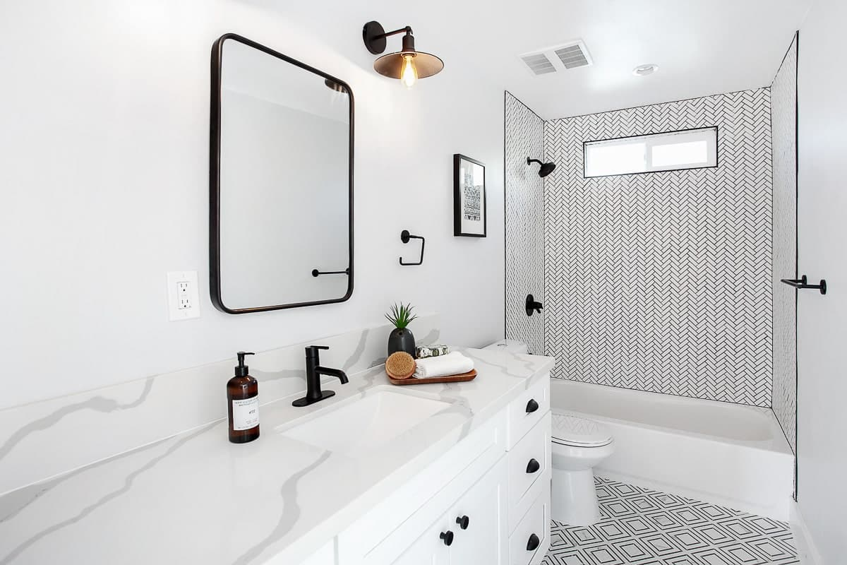 Designing Dream Bathrooms: Innovative Solutions for Your Remodel Project
