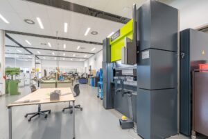 Smart Workshop Technology: The Best Proven Innovations