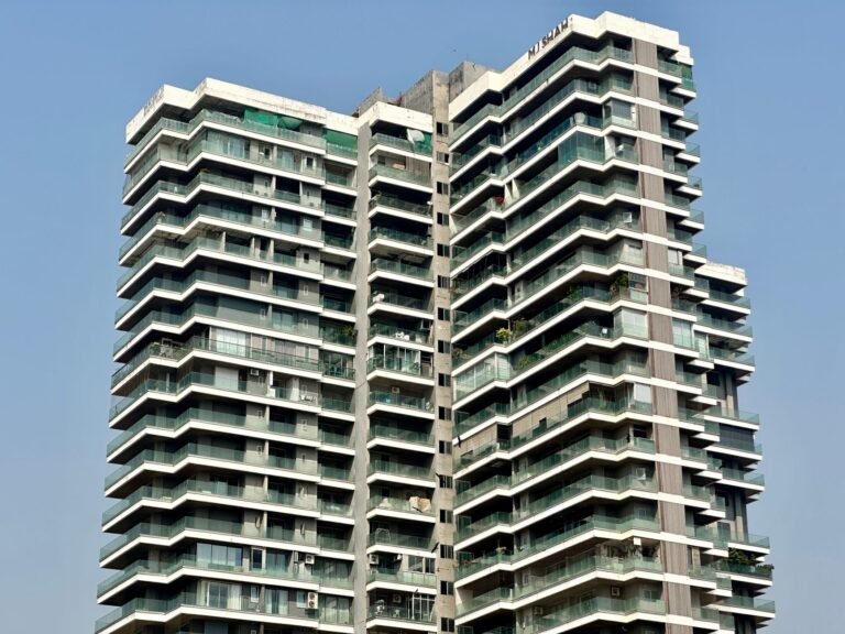Mumbai Luxury Housing: Is It the Best Investment in 2023?